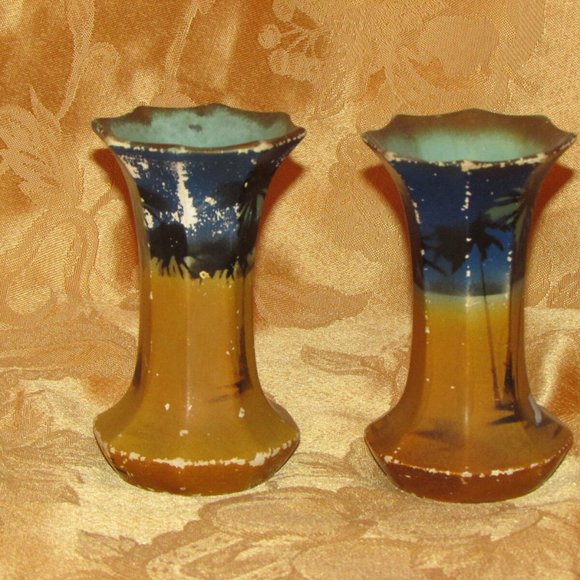 2 Antique Art Deco Vases Brentleigh Ware Ledo Hand Painted Pyramids Desert Camel - Picture 3 of 6